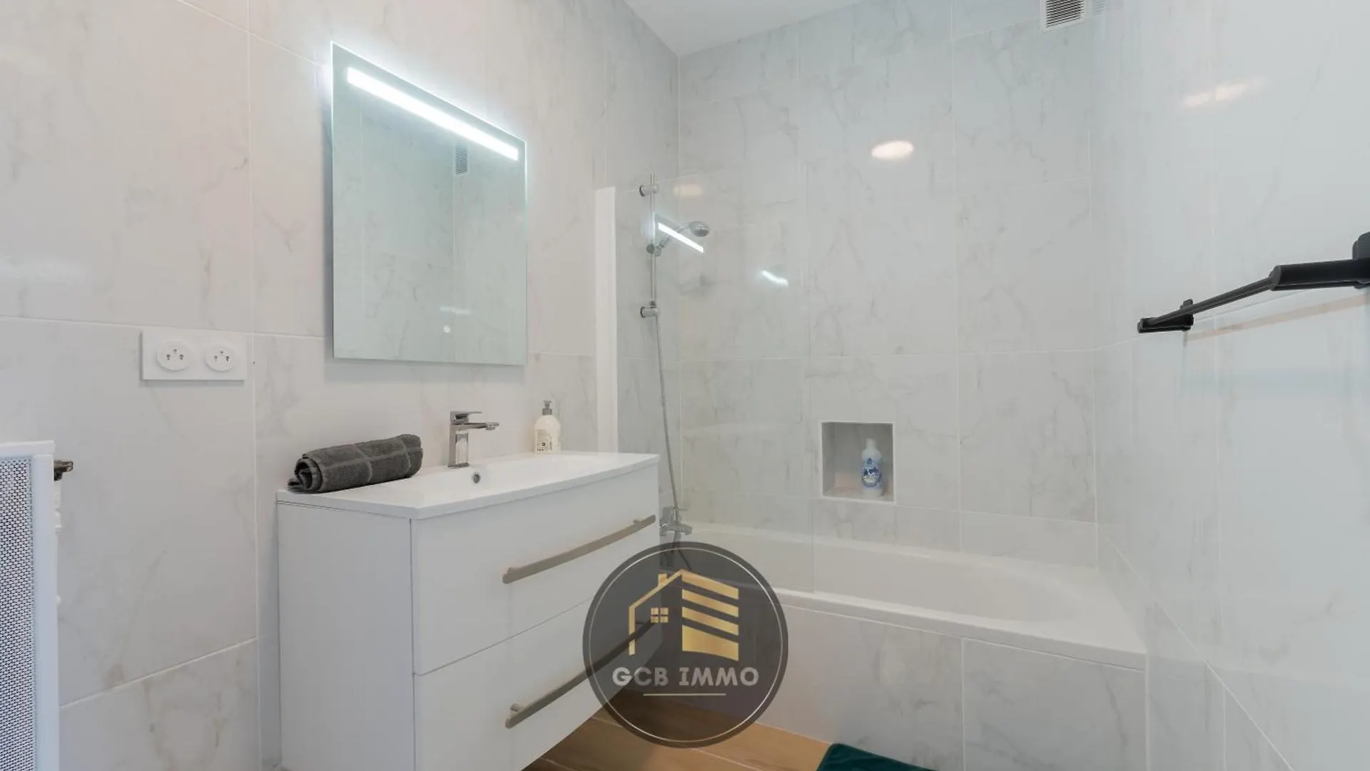 Joffre T2 Centre Ville - Climatisation - Tv 120Cm Grenoble